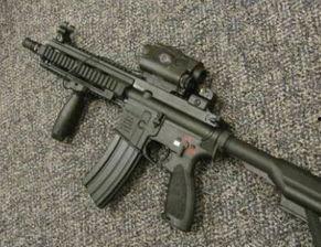 国产步枪上膛图片视频,震撼展示我国军工实力