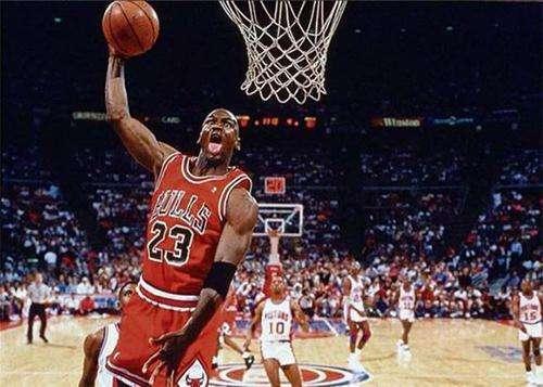 国产乔丹尴尬吗知乎视频