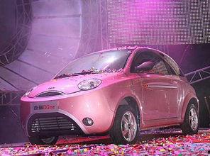 国产大嘴汽车视频,颠覆传统设计，引领潮流新风尚